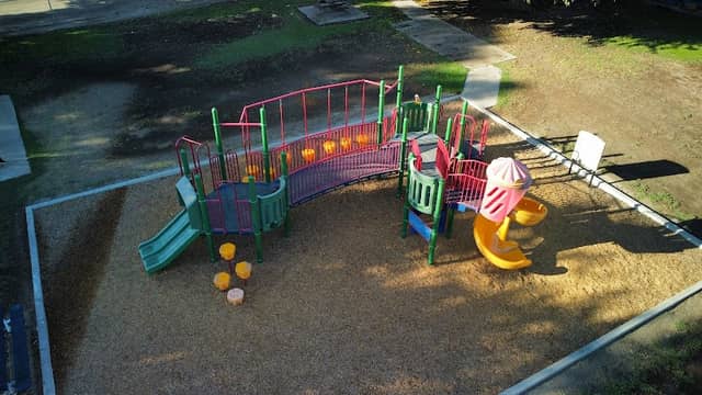 Hood Park - Image 2