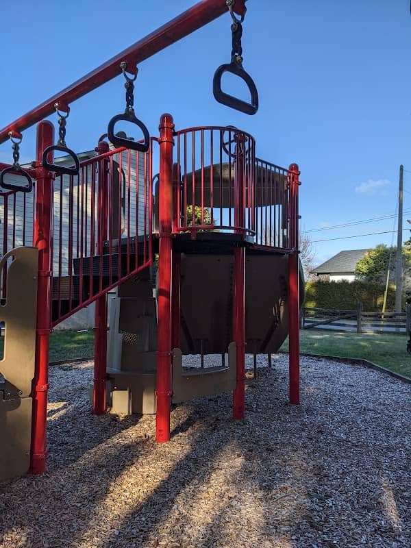 Arbutus Park - Image 1