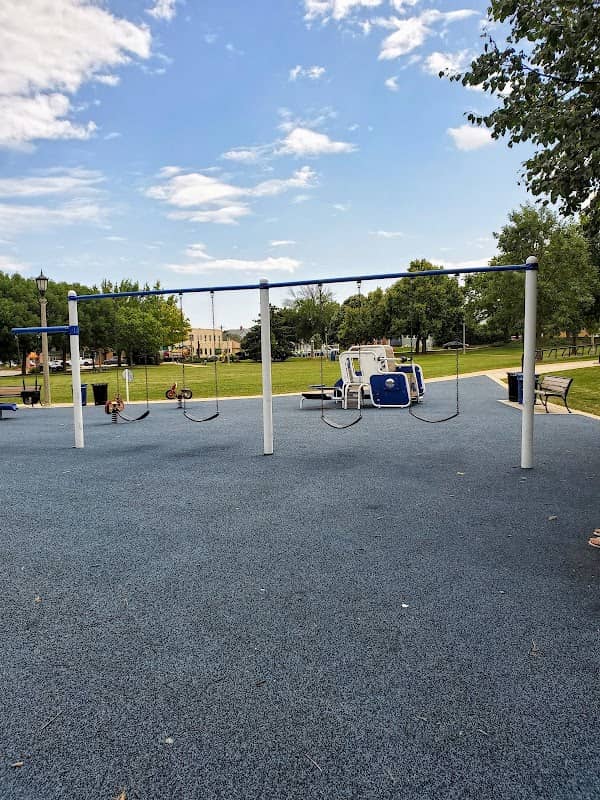 Veterans Memorial Park - Image 1