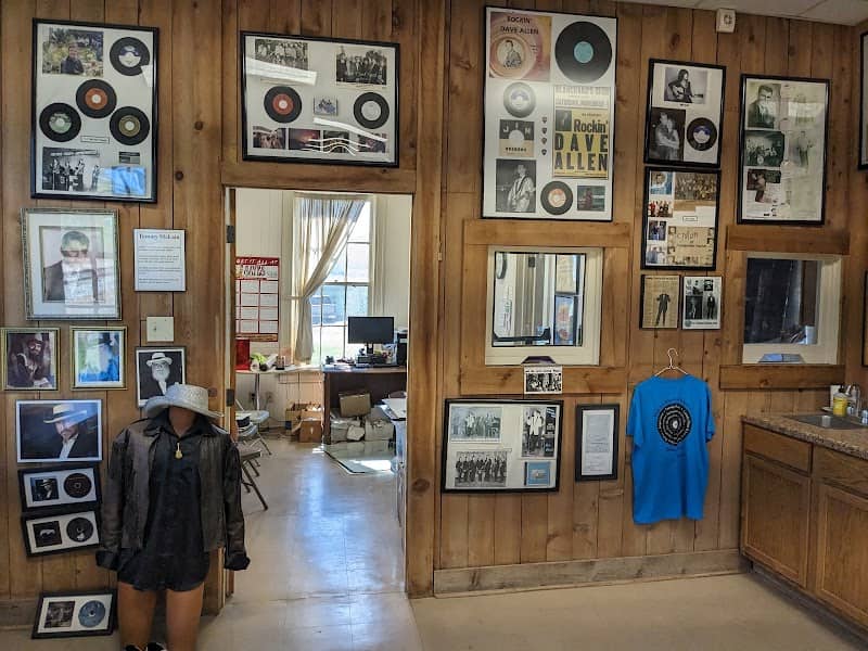 Swamp Pop Museum - Image 1