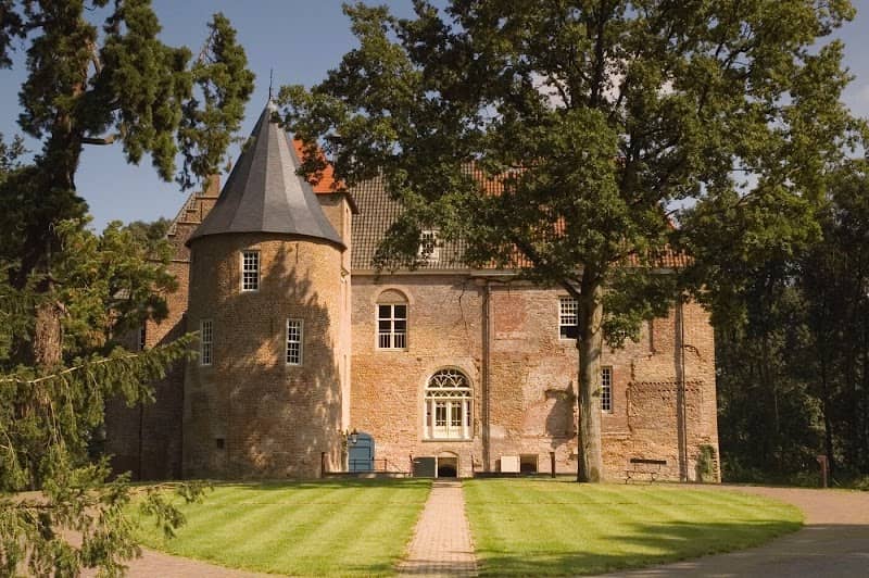Castle Nederhemert - Image 1