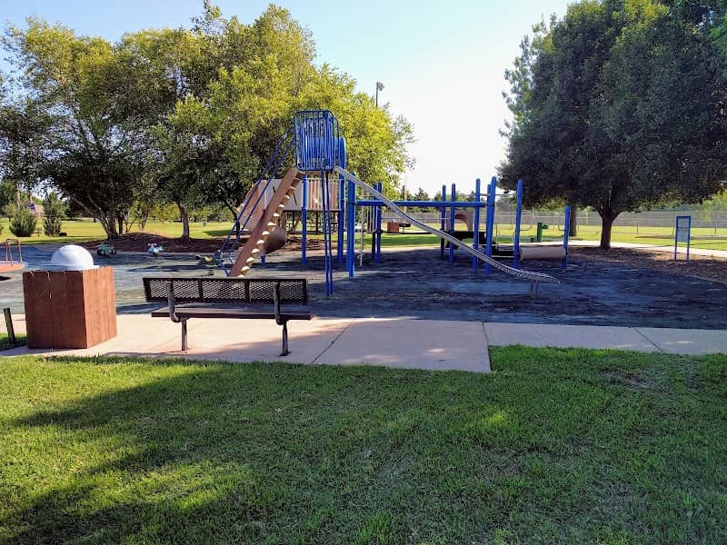 Garrett Park - Image 2