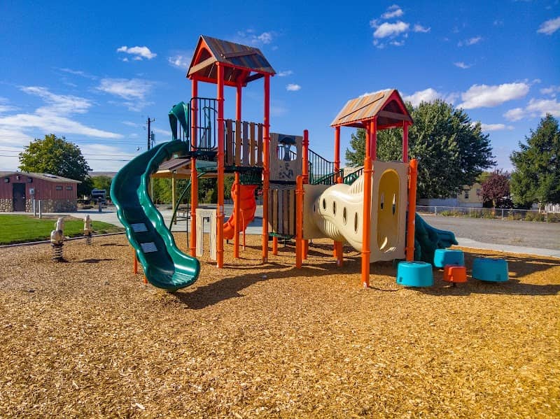 Paul Lauzier Community Park - Image 1