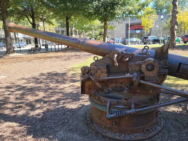 Historic DeKalb Courthouse - Image 3