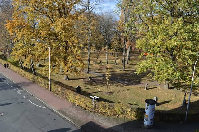 Historischer Westtor Friedhof - Image 1