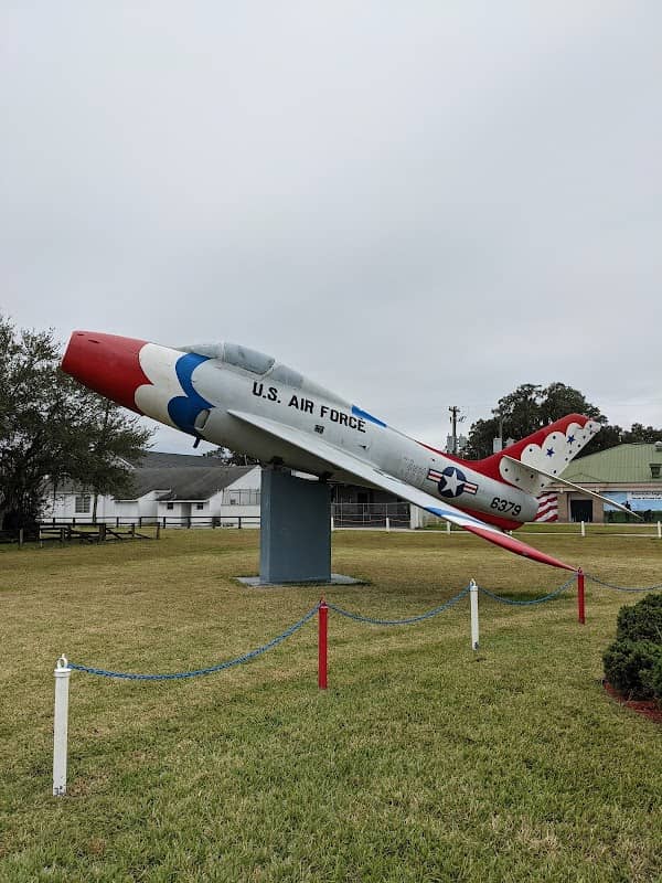 Wauchula Veterans Memorial - Image 1