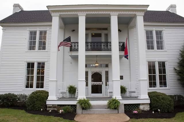 Promise Manor - Image 2