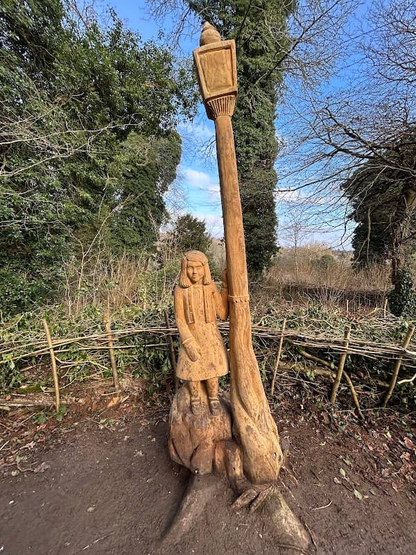 Lucy and the Lamppost - Image 1