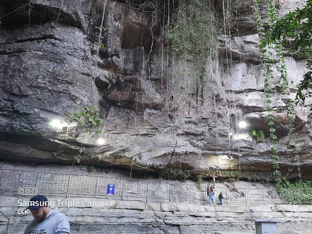Gruta Nossa Senhora de Lourdes - Image 1