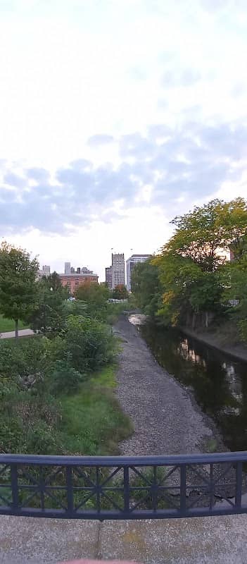 Grand River memorial park - Image 1