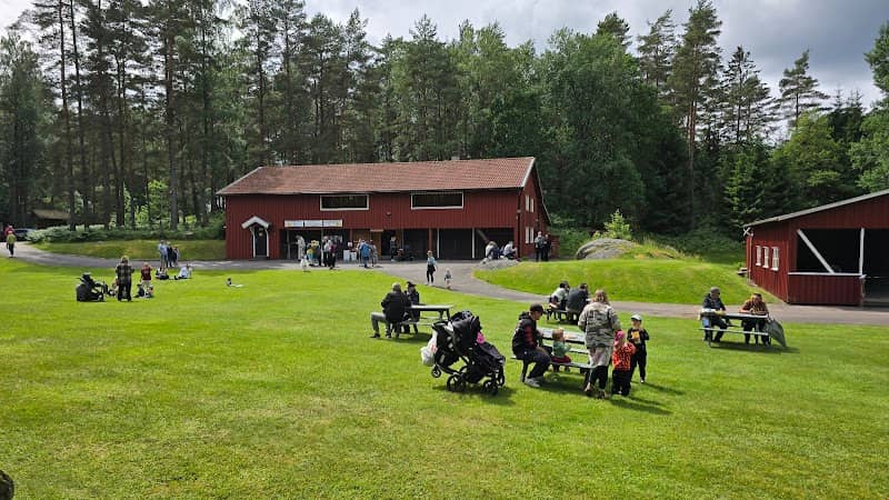 Marieberg park - Image 1