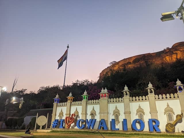 I love Gwalior selfie point - Image 1