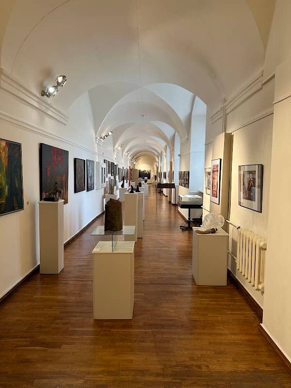 Art Gallery - Image 1