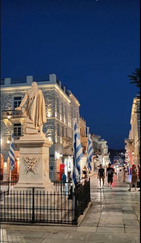 National Resistance Monument - Image 2