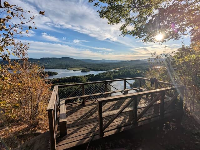 Mont Sourire (POINT DE VUE) - Lookout Point - Image 1