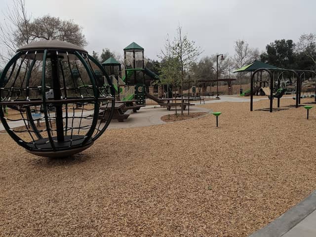 Mast Park Parking Lot - Image 1