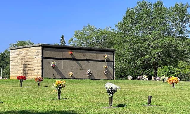 Daniel Morgan Memorial Gardens - Image 2