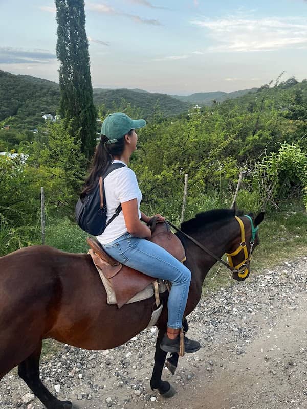 Cabalgatas la serranita - Image 1