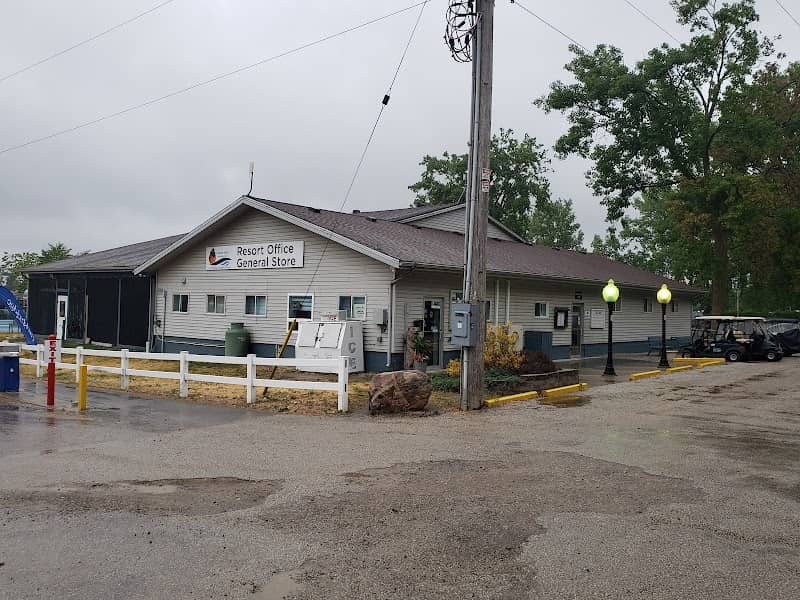 Leisure Lake | A Parkbridge Cottage & RV Resort - Image 1