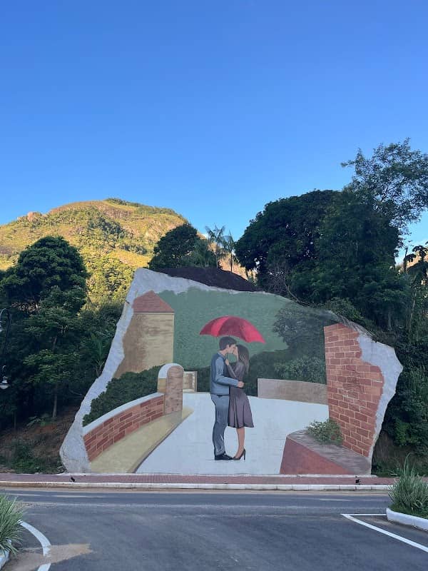 Pedra dos Namorados - Image 1