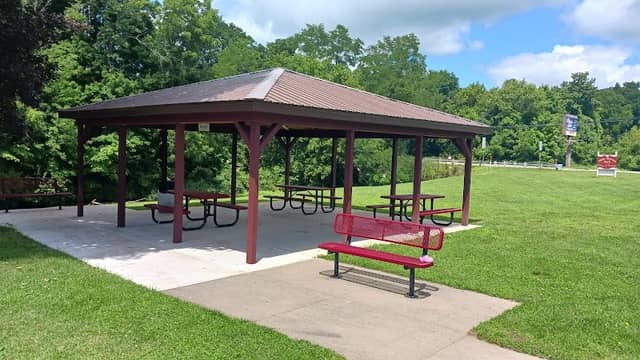 Milo Barnes Park - Image 1