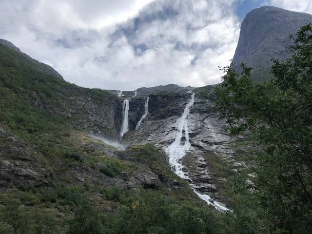 Kjenndal Glacier - Image 2