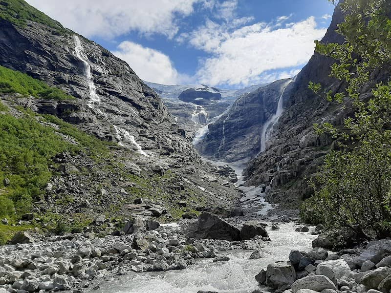 Kjenndal Glacier - Image 1