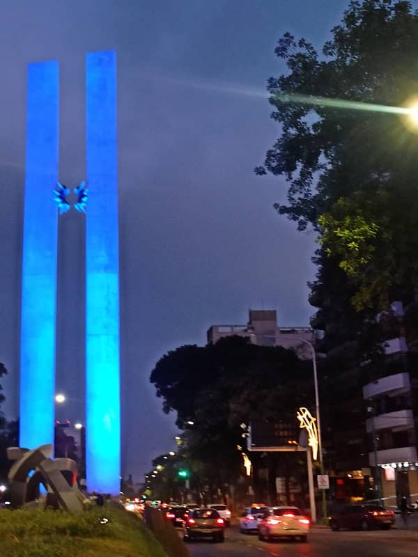 Monumento al Bicentenario - Image 1