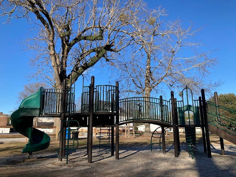 Hampton Park - Image 1