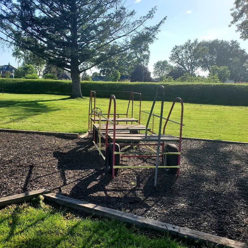Mill Hall Park - Image 2