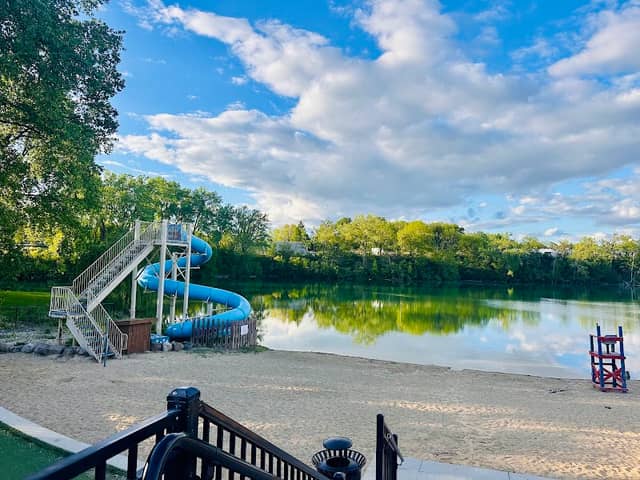 Fireman's Park Beach - Image 2