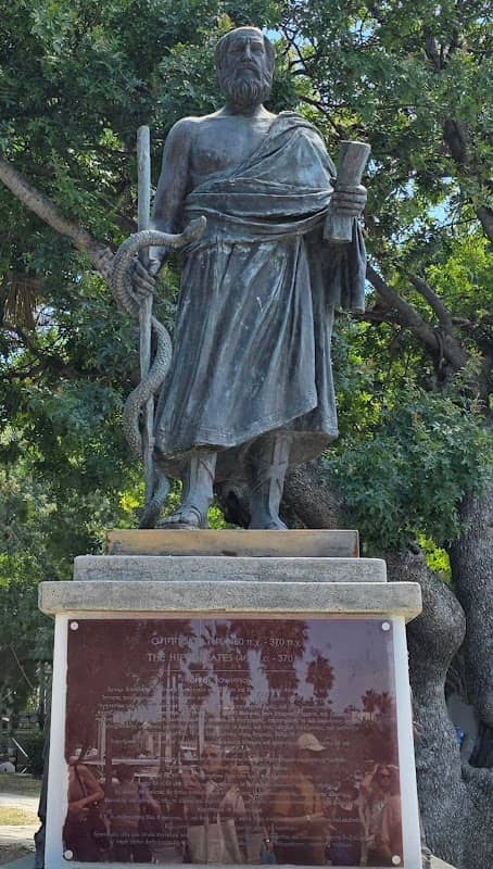 Monument d'Hippocrate, Kos - Image 2