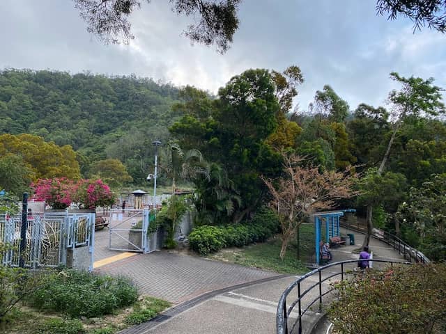 Lam Tin Park - Image 1
