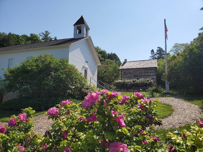 Pioneer Schoolhouse Museum and Goodletson Cabin - Image 1