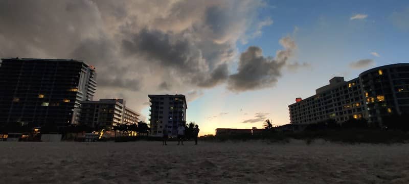 Django Beach Florida - Image 2