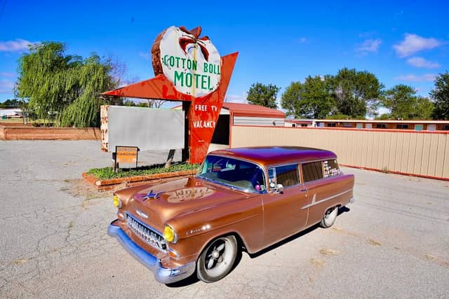 Cotton Boll Hotel Sign - Image 1