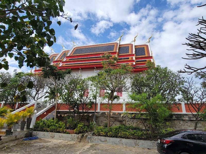Wat Khao Sanam Chai - Image 1