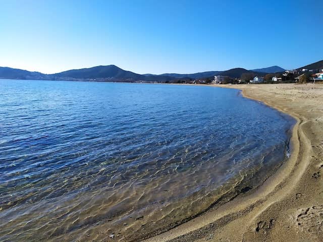 Παραλία Σαράντα - Image 1