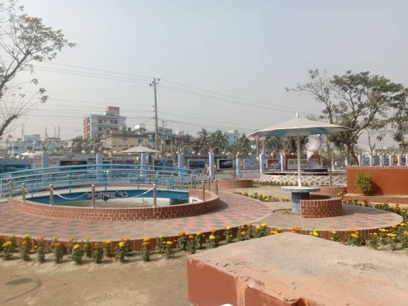 ডিসি থিম পার্ক - Image 1