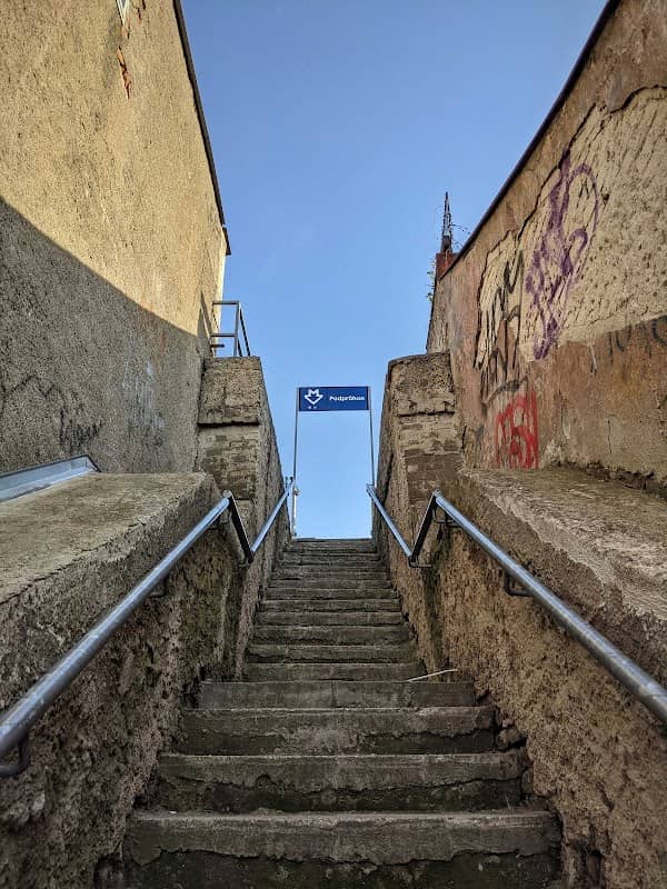 Podprůhon - stanice metra - Image 2
