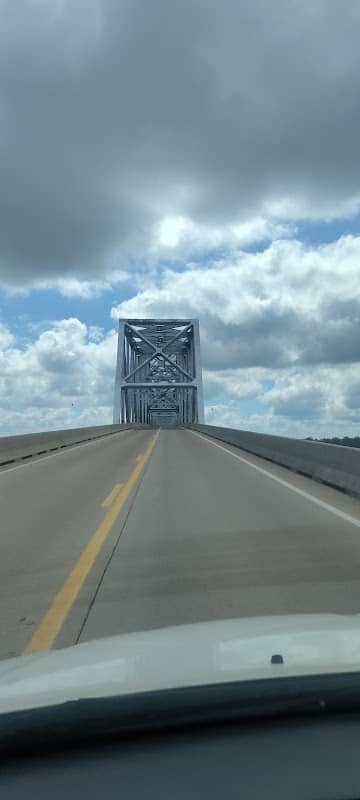 Louisiana-Mississippi Border - Image 1