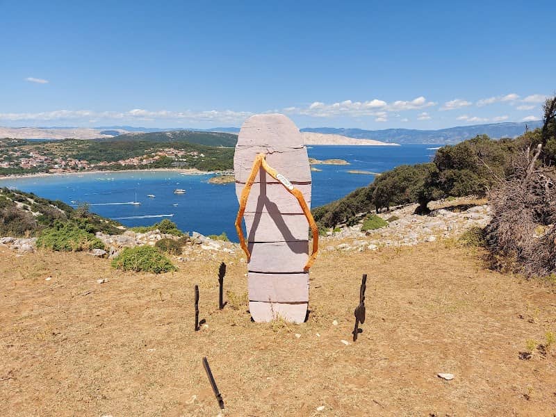 Fruga Art Trail - Slope Slippah - Amber Khan - Image 1