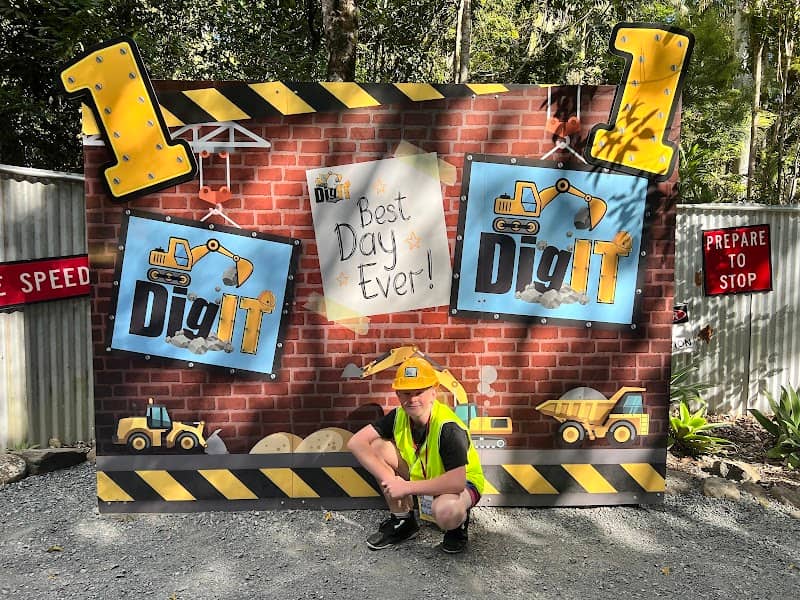 Dig IT Tamborine Mountain - Image 2