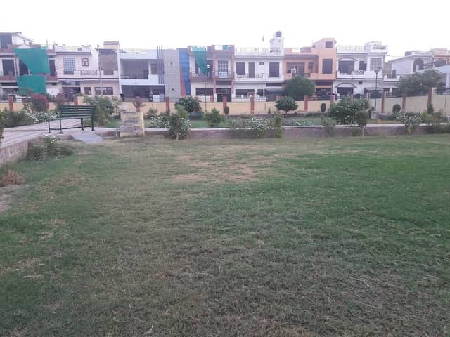 Maharaja Ganga Singh Park - Image 1