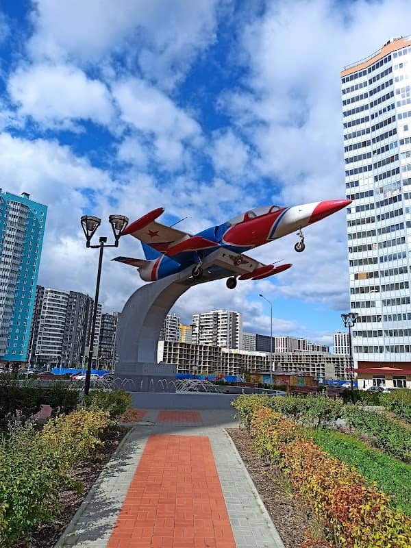 Pamyatnik Aviatoram Baltiki - Image 1
