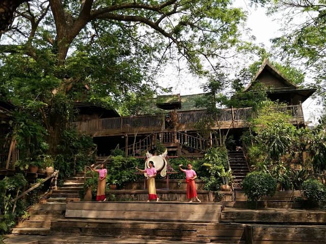 Ho Watthanatham Phuenban Thai Yuan Saraburi - Image 1