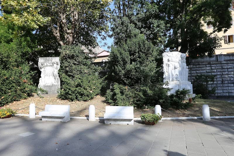 Monumento ad Alberto Meschi - Image 1