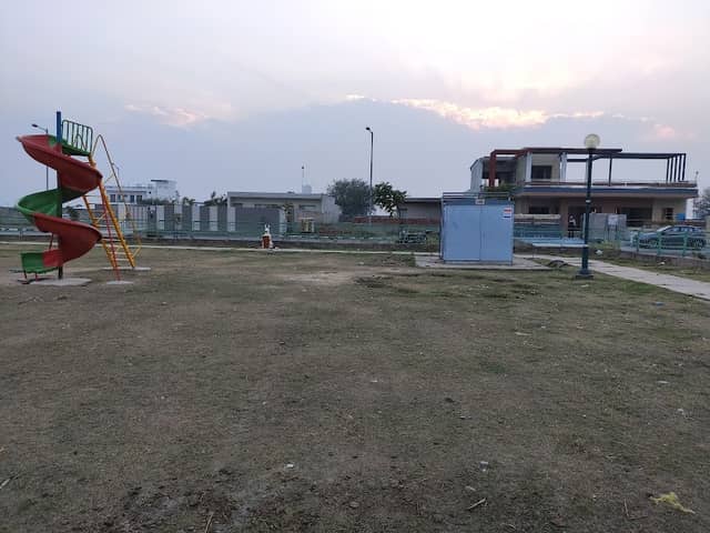 Park 3 Block D - Image 1