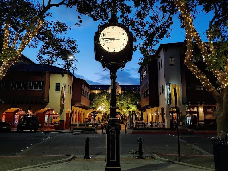 Todos Santos Plaza - Image 1