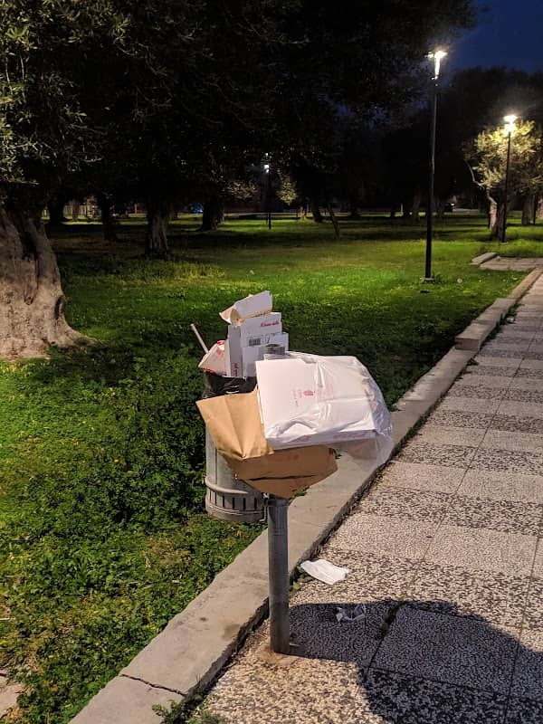 Need for pizza. Urban installation. - Image 1